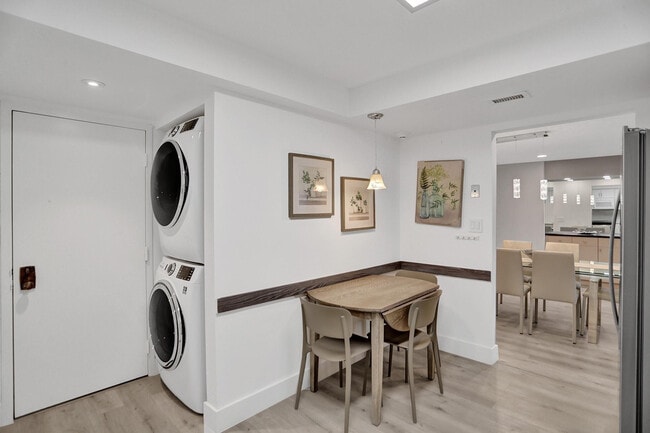 Building Photo - 5000 N Ocean Blvd
