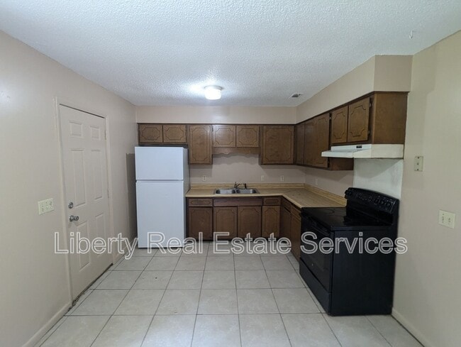 Building Photo - 7115 E Oglethorpe Hwy