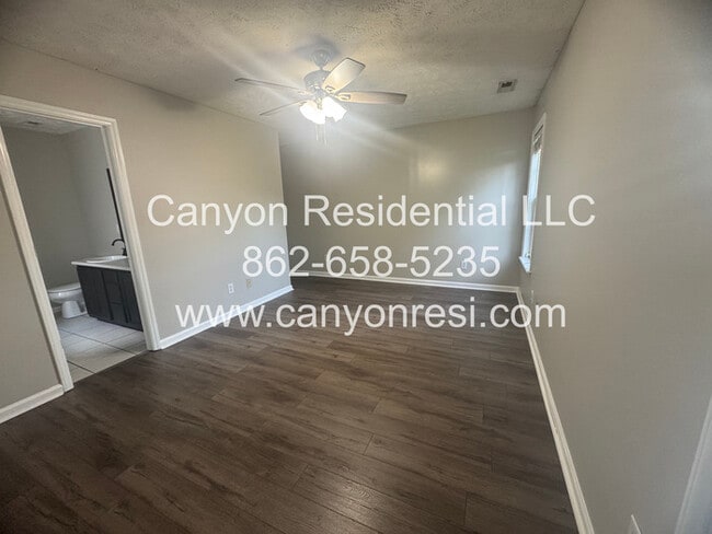Building Photo - 3117 Winesap Rd