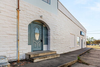 Building Photo - 2803 Bellmead Dr