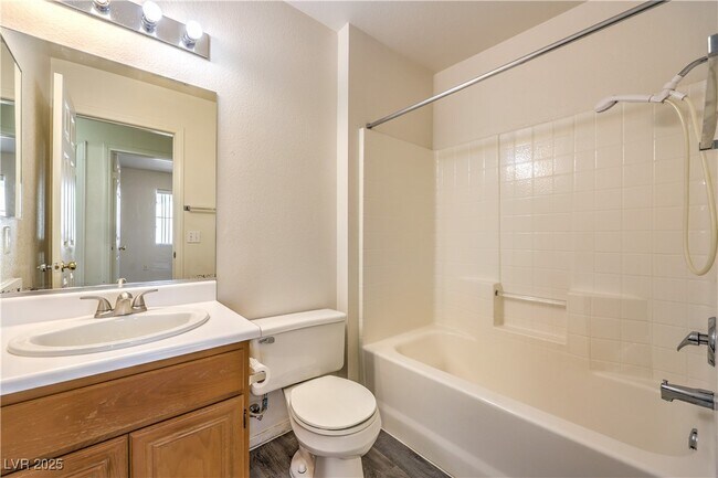 Building Photo - 1452 Rothwell Ct
