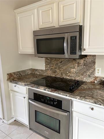 Building Photo - 2210 Meredith Ln