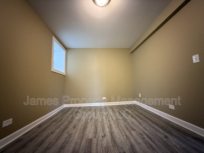 Building Photo - 7349 S Emerald Ave