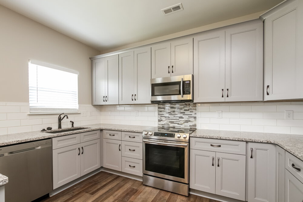 Building Photo - 255 Flanders Dr