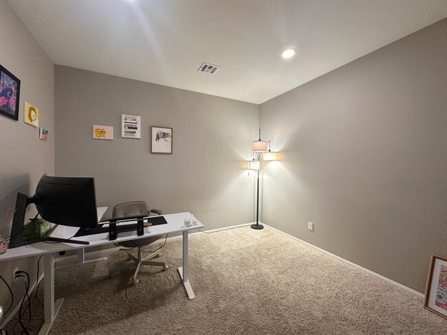 Building Photo - 10997 Prudhoe Bay St