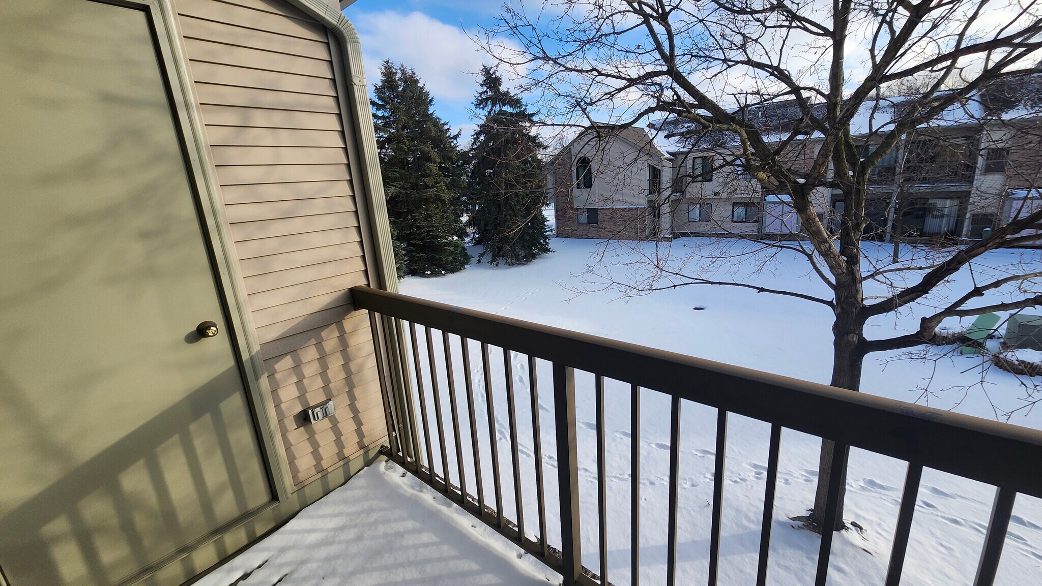 Building Photo - 42766 Lilley Pointe Dr