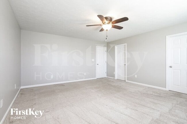 Building Photo - 121 Blue Lace Dr