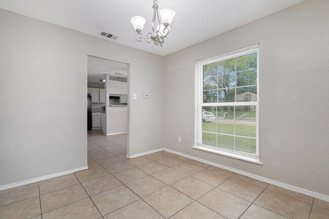 Building Photo - Beuatiful Home in Dallas County