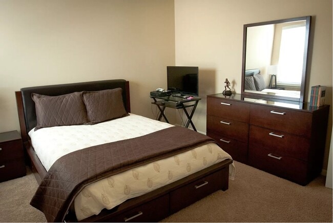 Building Photo - 151 Seaton Ave