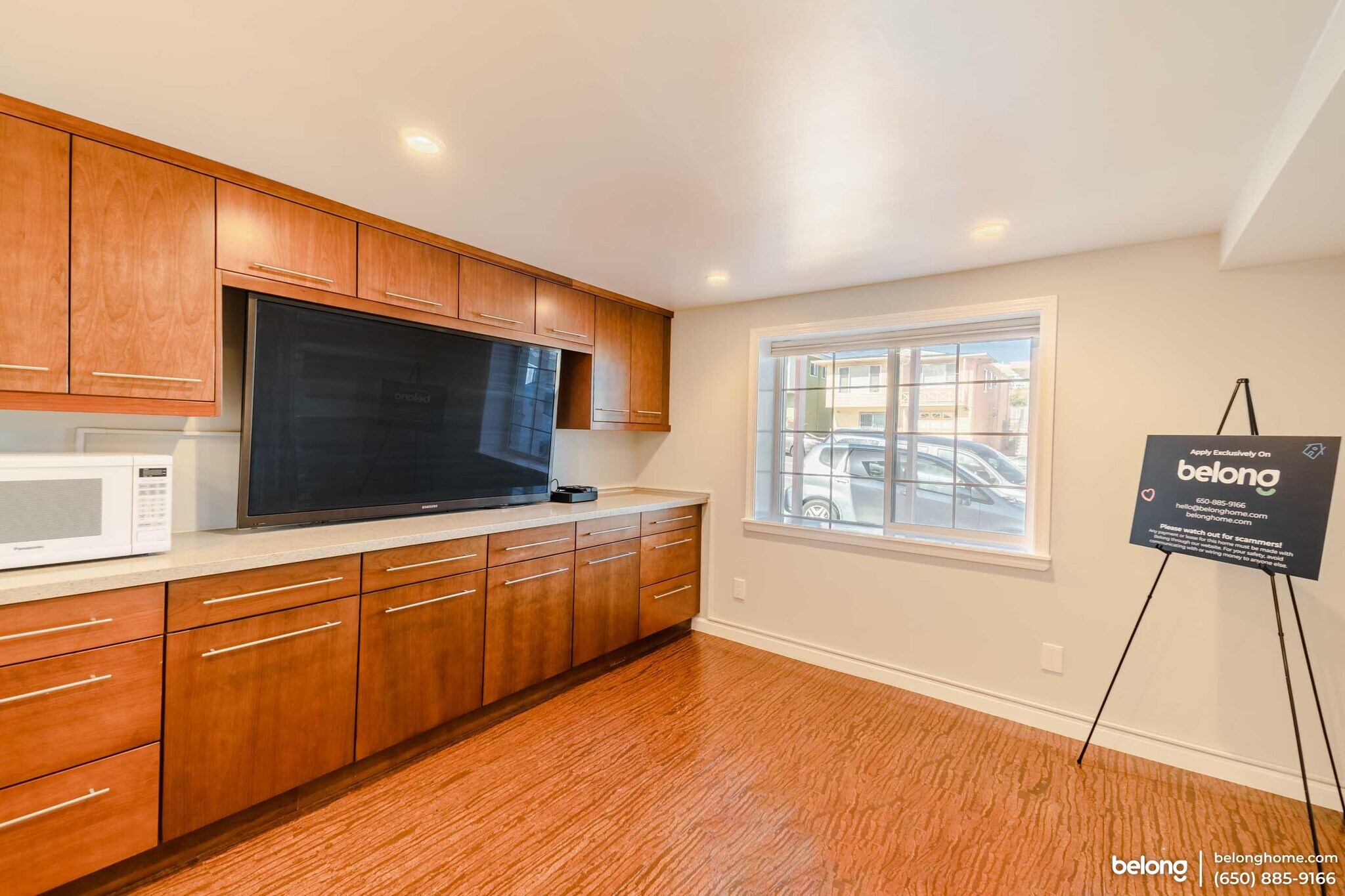 Building Photo - 653 St Francis Blvd