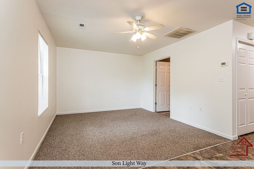 Building Photo - 6477 Son Light Way