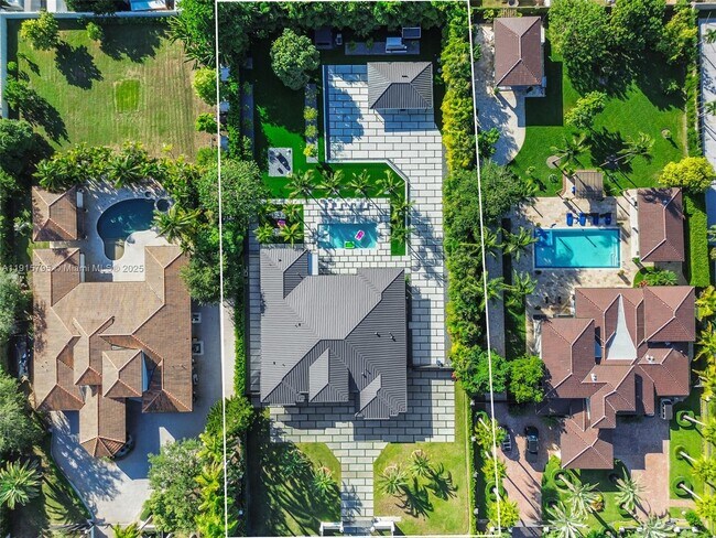 Building Photo - 250 NW 129th Ave