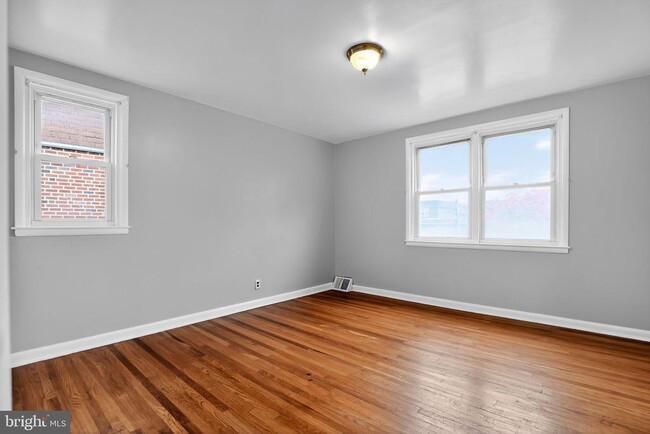 Building Photo - 9050 Convent Ave