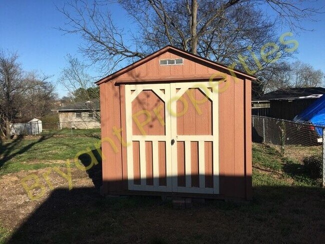 Building Photo - East Nashville - 3-Bedroom 1 Bath