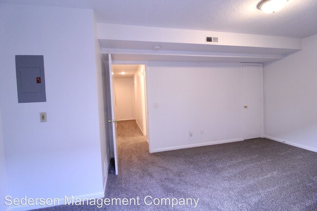 Building Photo - 4420 Jarboe St