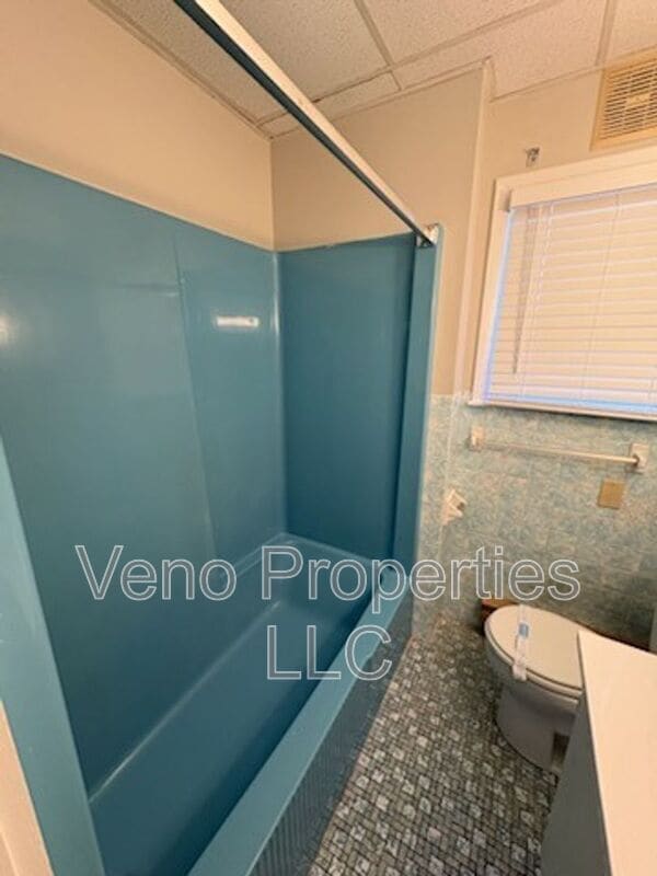 Building Photo - 1 Pleasant St