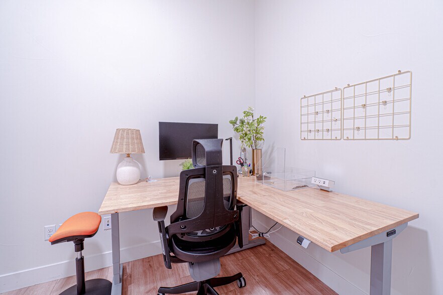 Building Photo - 2876 W 53rd Ave