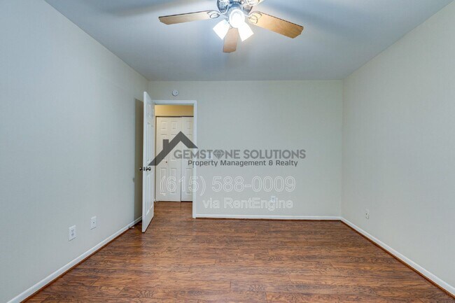 Building Photo - 1705 Granville Rd