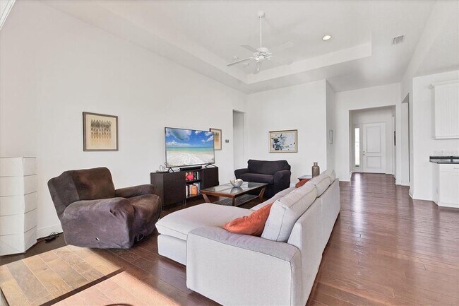 Building Photo - 1014 Calico Gln.