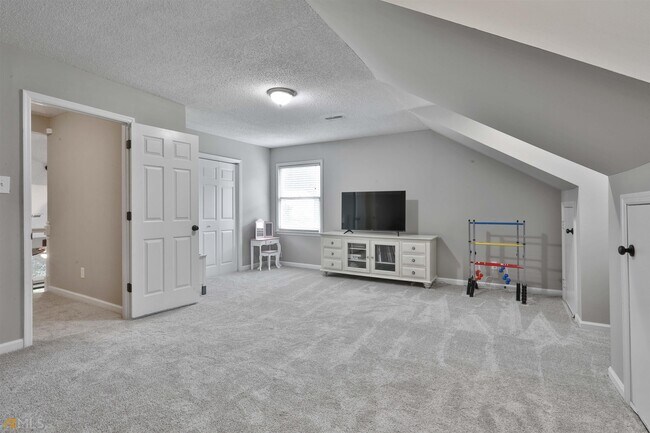 Building Photo - 503 Caxton Ct