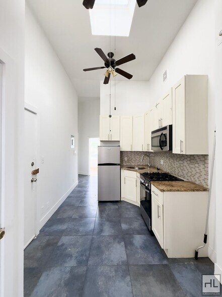 Building Photo - HARMAN STREET / Bushwick / 1-Bed (Flex 2) ...