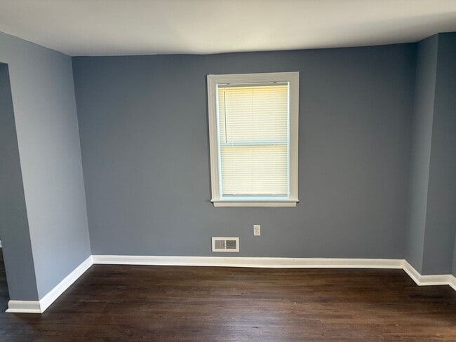 Building Photo - Fully Renovated 2BR/1.5BA Twin Home on Corner Lot-Move in Ready