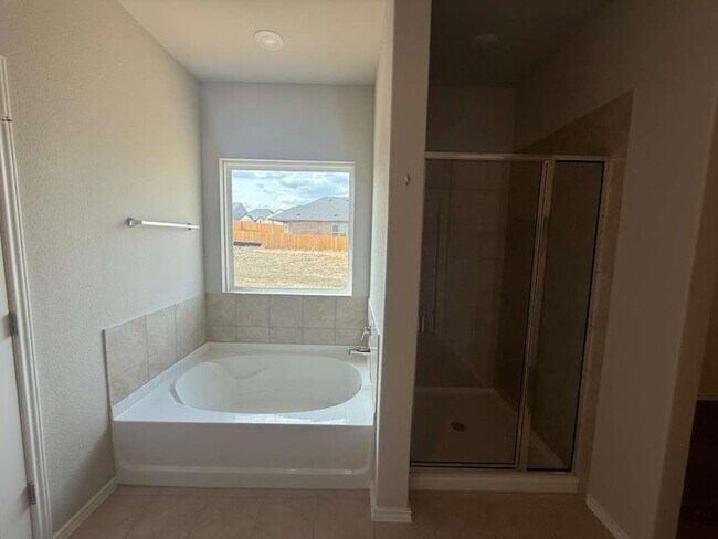 Building Photo - 4521 Bridal Veil Dr