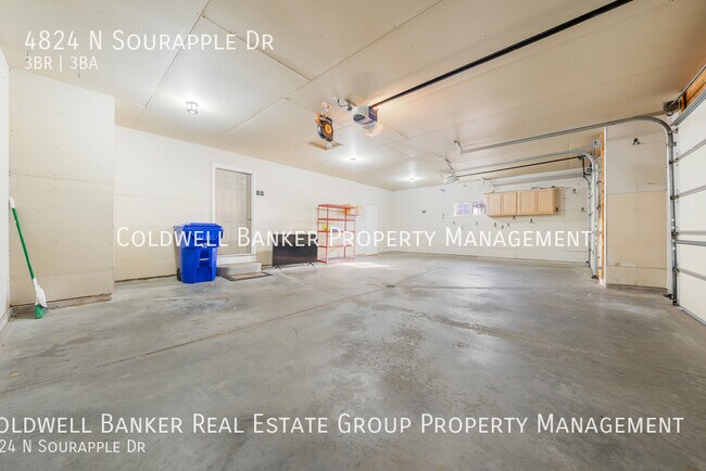 Building Photo - 4824 Sourapple Dr