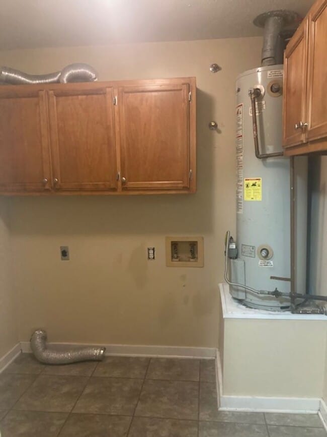 Building Photo - Orange Grove 3 Bedroom