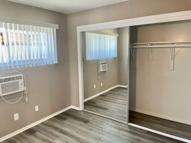 Building Photo - 45421 Sunset Ln
