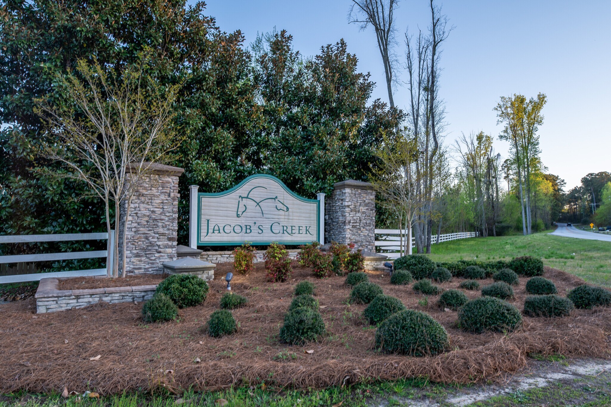 Building Photo - 808 Derby Downs Ct