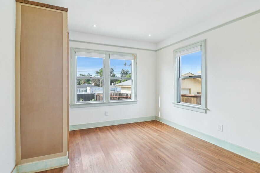 Building Photo - 3114 Bancroft St