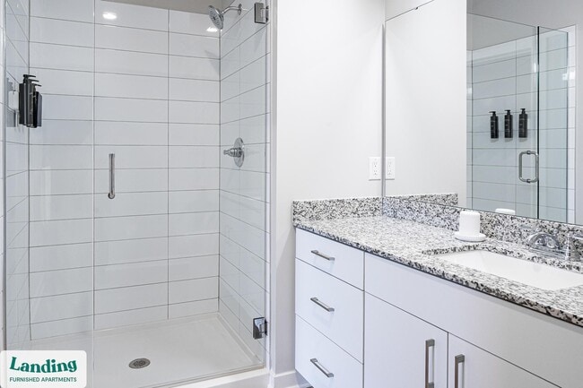 Building Photo - 1600 NW 38th St