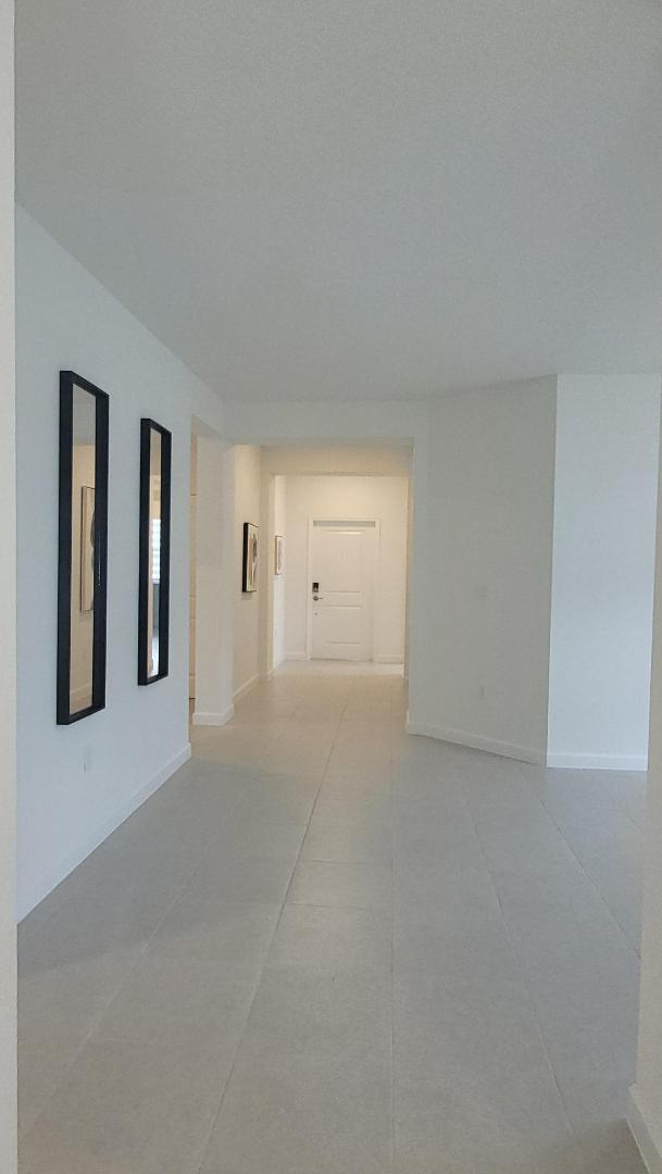 Building Photo - 16105 SW 149th Ave