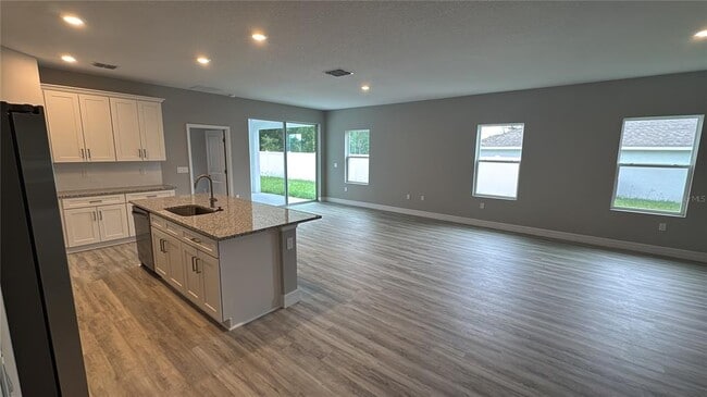 Building Photo - 9393 SE 158th Pl