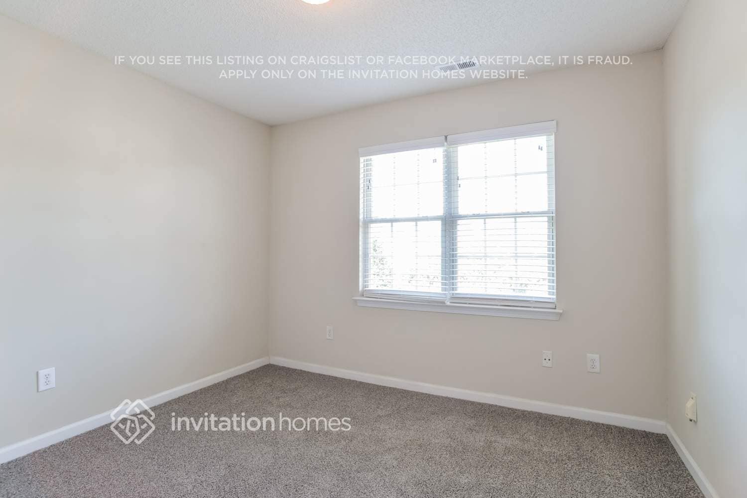 Building Photo - 13407 Willow Falls Rd