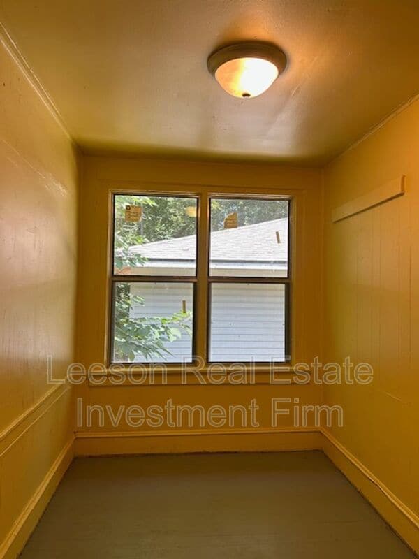 Building Photo - 3115 Frederick St
