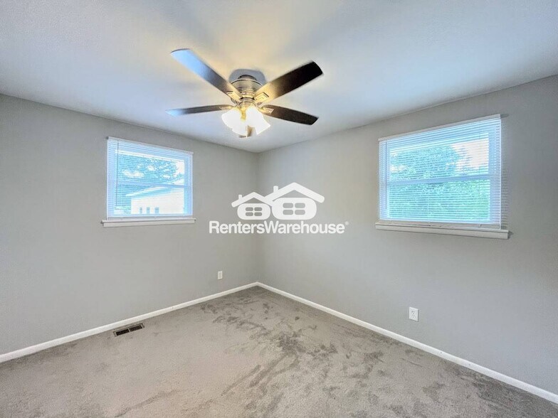Building Photo - 1407 Yeadon Rd