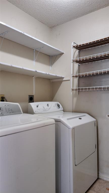 Building Photo - 12331 Yarmont Way