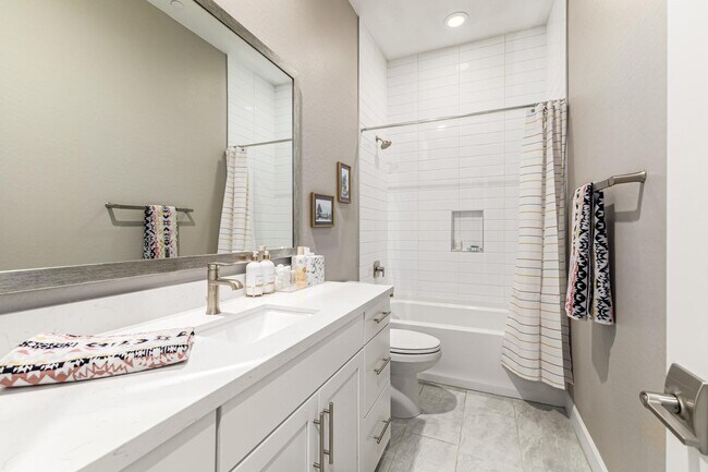 Building Photo - 7611 E Camino Vivaz