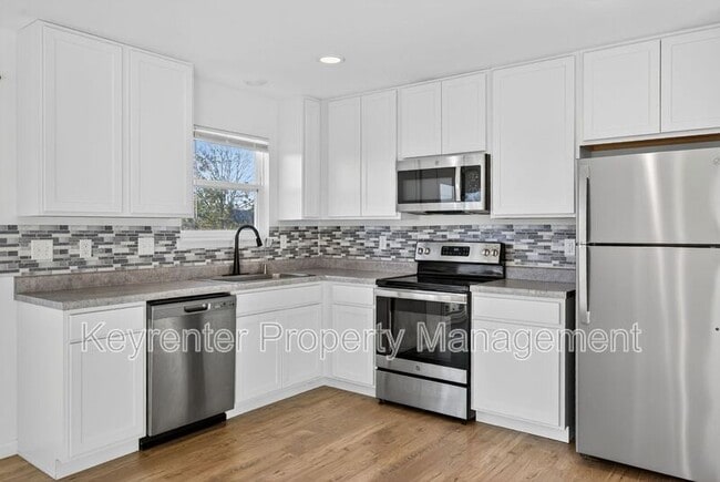 Building Photo - 112 Deer Grv Ct