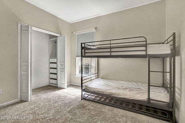 Building Photo - 7963 Mt Ranier Dr