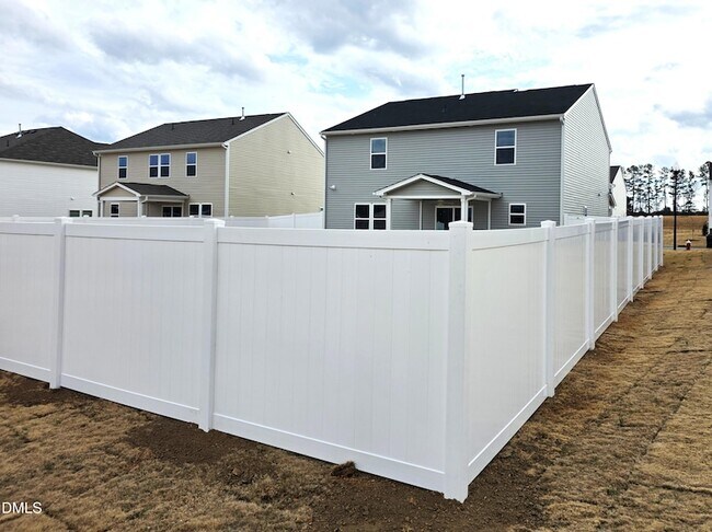 Building Photo - 73 Plantation Dr