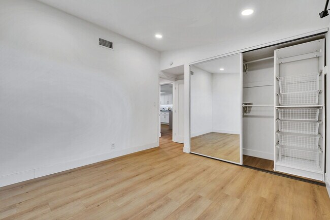 Building Photo - 26700 Indian Peak Rd