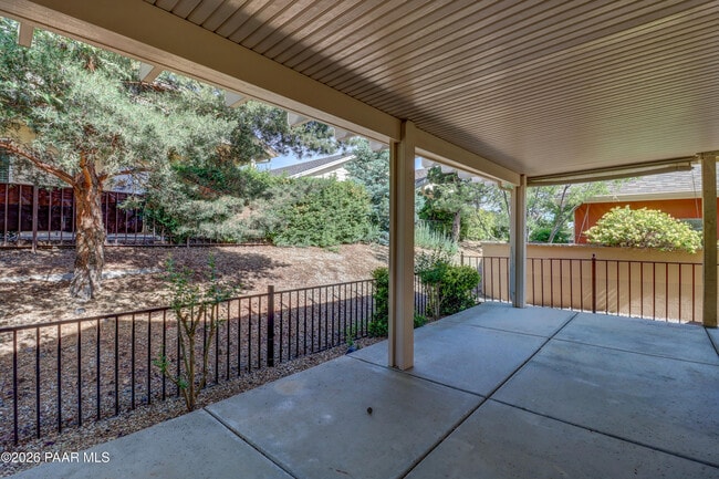 Building Photo - 1681 St Andrews Way