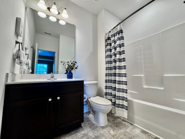 Building Photo - Available NOW! 1st Time Rental! Water, Sewer Trash, Landscaping, Community Pool Included!