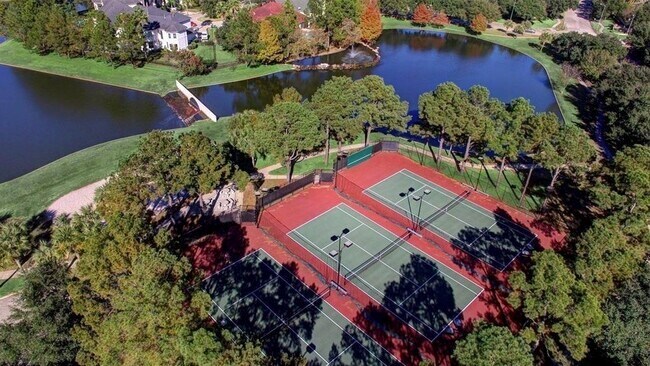 Building Photo - 12210 Pebble Meadows