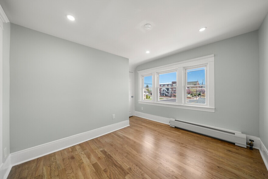 Bedroom 2 - 657 Amboy Ave