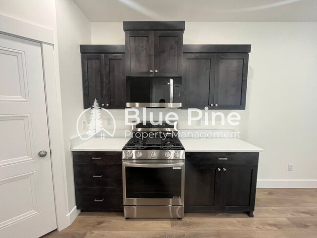 Building Photo - 3015 Kealoha Ct