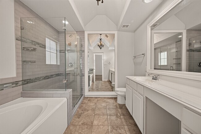 Building Photo - 3308 Clearview Cir